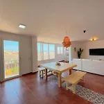 Casa Bamboo Corralejo apartamento luminoso y espacioso, piscina