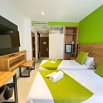 Hotel Mg Poniente