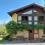 Apartamentos Rurales Los Picos De Redo