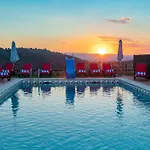 21 Sleeps Private Pool Villa & Bbq Near Barcelona