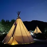 Casa Bella Teepees (Adults Only)