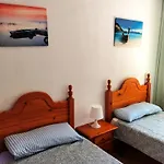 Chalet Entero Con Patio