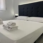 H Pelayo Auto Check-In Rooms