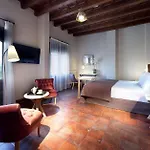 Exe Casa de Los Linajes