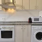 Campoamor Centro - Coqueto Apartamento Con Wifi.