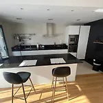 Duplex Rodeado De Campos De Golf Y Vistas Al Mar