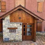 El Duplex De Espot - L\'Amfitriona
