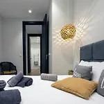 Loft Center Burgos by Unique Rooms