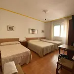 Pension Santa Clara