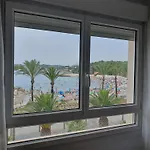 Espacioso Apartamento En Primera Linea Del Mar