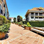 Holibai, Chulina, Cerca De La Playa, Con Piscina Y Parking