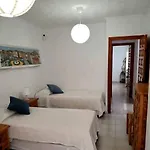 Acogedora Casa Con Piscina