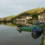 Precioso Atico Con Parking Privado. Vistas Al Rio