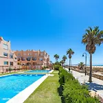 Beachfront, Pool, Terrace, Garage & Fibre Internet