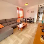 Estupendo Apartamento En Residencial