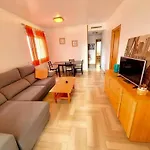 Estupendo Apartamento En Residencial