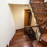 Sacra Apartamentos Turisticos