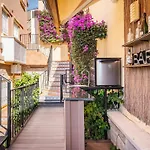 Private Luxurious Hillside Villa With Pool & Sea Views For 8 To 10 Ppl