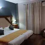 Hotel Rural los Tadeos