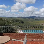 Hotel Rural los Tadeos