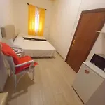 Aurora Room With Private Bathroom