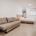 Polorooms