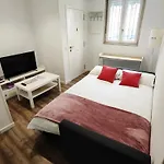 Alojamiento En Santiago De Compostela-Galicia