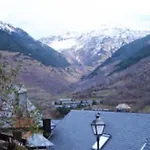 Adosado De Tres Plantas En El Valle De Aran