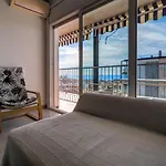 Diamond By Hello Homes Sitges