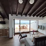 La Linea Del Mar