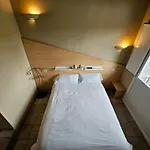 Hostal Jp Y Estudios