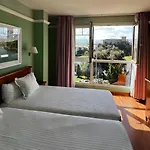 Hotel Faro De San Vicente
