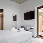 Iraipe Estella Rooms Auto Check-In