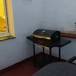 Amplio Apartamento Con Dos Patios