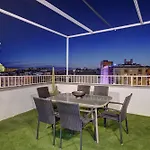Penthouse Apartment Tribuna Center By Seric