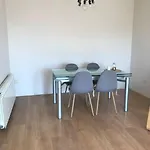 Piso En Casa De Pueblo