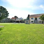 Casa con enorme jardín en Cambados
