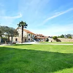 Casa con enorme jardín en Cambados