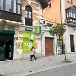 Apartamento Salon Moderno Con Plaza De Garaje Privada
