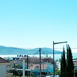 Apartamento En Nigran Con Terraza, Vistas Y Garaje