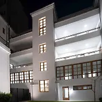 Prisma Suites