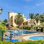 Cubo\'S Torreoceano Family Beach
