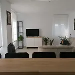 O Lar Da Tia Carmen