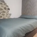 Estudio Bajo La Escalera