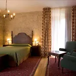 Hotel Pazo De Lestrove By Pousadas De Compostela