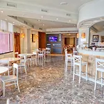 Hotel Montermoso