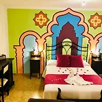 Hotel Puerta Nazarí