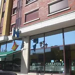 Hotel Carbayon