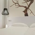 Khu Hotel