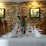 Posada Los Gallos